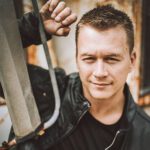 5DD774 – Brad Marks – Honest To God - PromoPic1