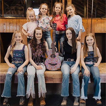 5DD1186 - Halton Hart - Little Boots - PromoPic3