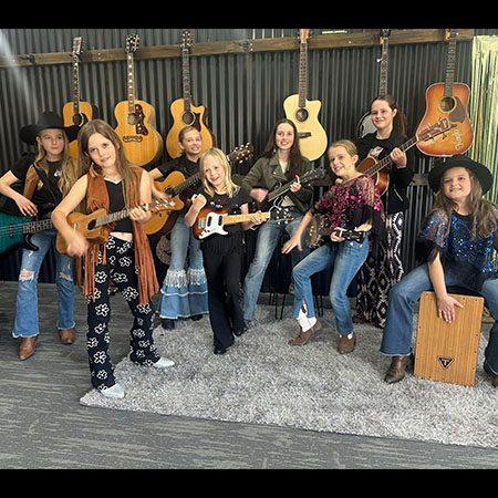 5DD1186 - Halton Hart - Little Boots - PromoPic4