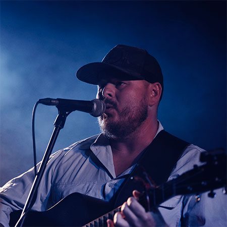 5DD1189 - Darren Gillis - That’ll Do Me Just Fine - PromoPic3