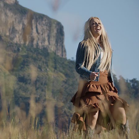 5DD1210 – Susanna Colley feat. Allan Caswell – Could Be I’m Falling For You - PromoPic2