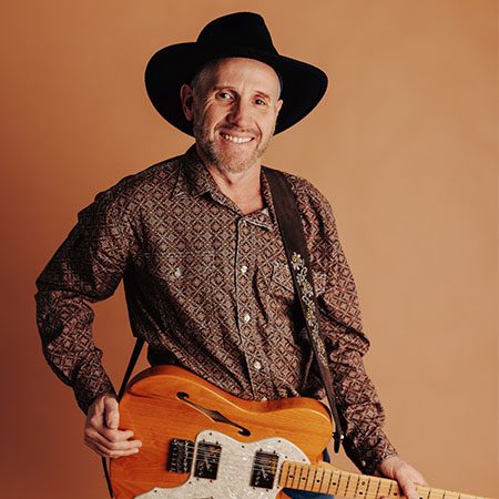 5DD1213 – Greg McIness – Beautiful Day - PromoPic1