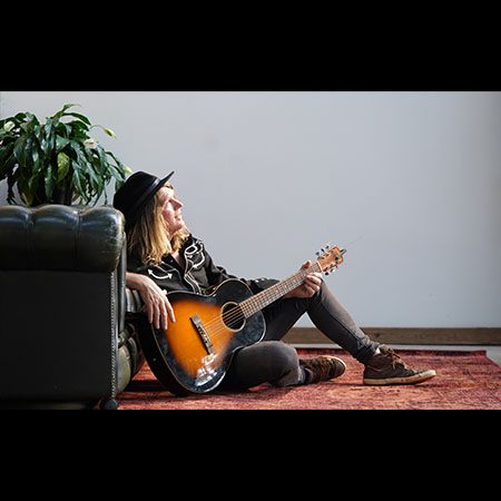 5DD1215 - Dane Sharp – Love It Here - PromoPic2